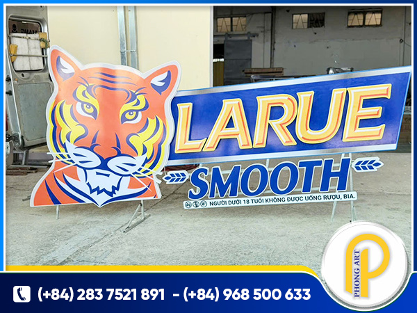 LED display board