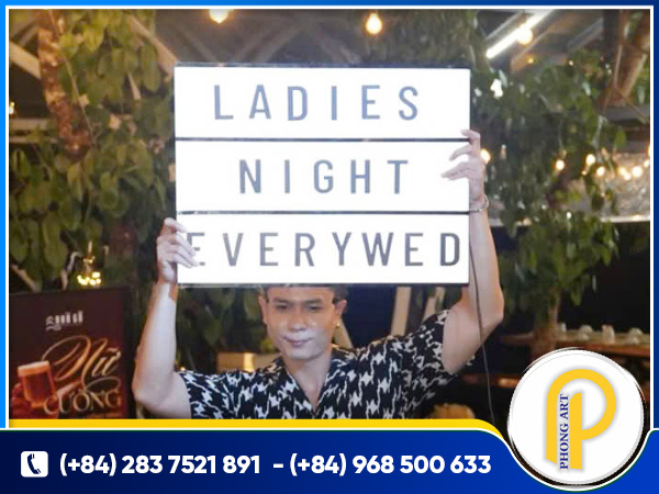Handheld LED sign