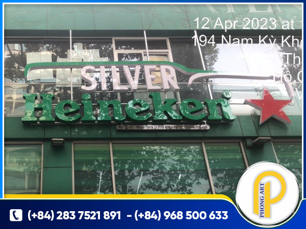 Building logo signage